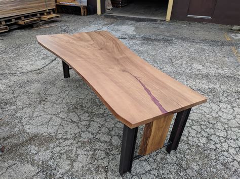 Live Edge with Epoxy Fill - i2iDesign
