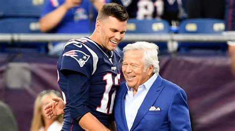 Tom Brady Says He Cried During Robert Kraft Patriots Farewell Visit