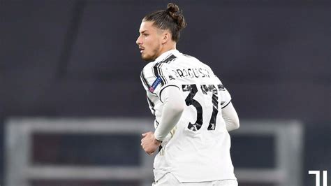 Reac Ia Presei Din Italia Dup Ce Dr Gu In A Debutat La Juventus Ce A