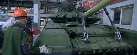В войска поступают новые Т-72Б3: проблемы динамической защиты хоть как ...