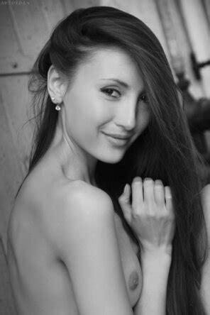 Amateur Art Girl 000035 Porn Pic