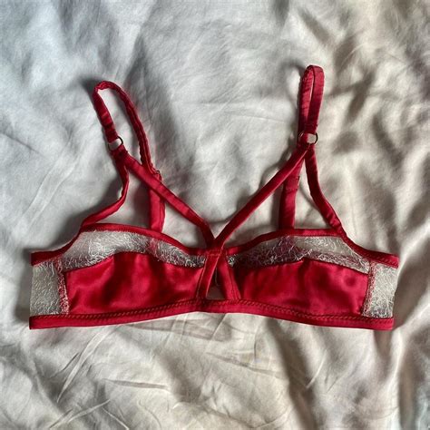 Elf Zhou London Asaka Soft Bra Size M — Bought Depop