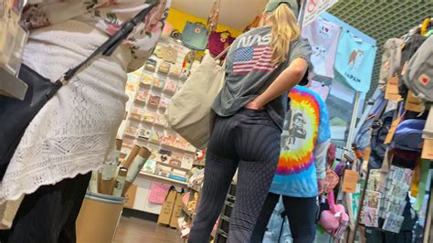 Cute Tight Blonde In Leggings Oc Video Spandex Leggings Yoga Pants Forum