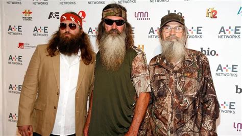 ‘Duck Dynasty’ Cast’s Net Worths: See Each Star’s Fortune - NewsBreak