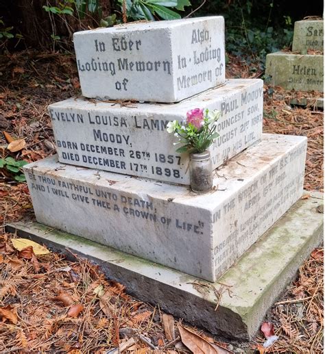 Obituary and Memorial Service Details for Hannah Moody 23