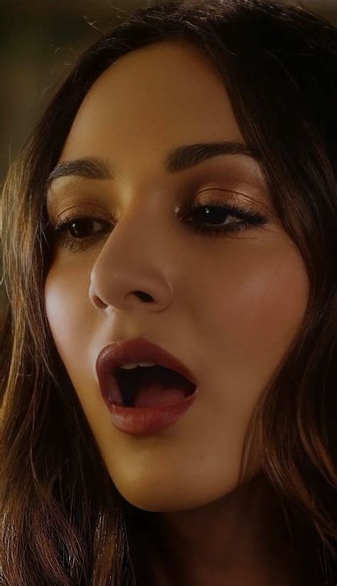 Pin By Actress Face Fetish On Kiara Kiara Advani Hot Beautiful Face Images Beautiful Smile Women