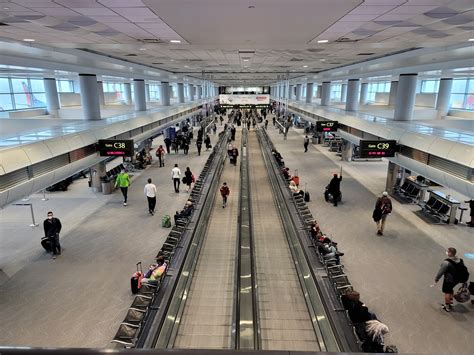 DENVER INTERNATIONAL AIRPORT - Denver CO - Hours, Directions, Reviews