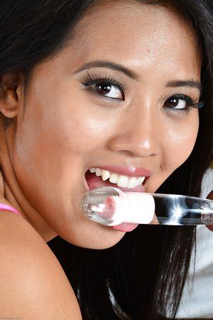 American Asian Dildo XXX Dessert