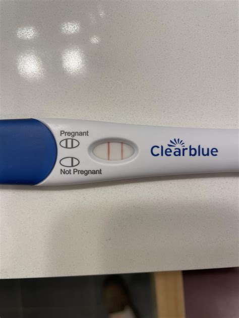 Dye stealer? 🥹 16 DPO clearblue early brand : r/TFABLinePorn
