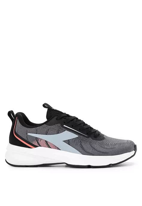 Jual Diadora Wanita 100% Original di ZALORA