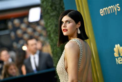 Alexandra Daddario Braless Boobs Hot Celebs Home