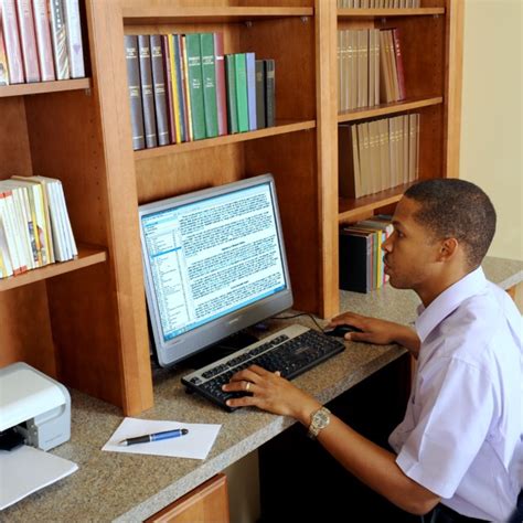 How Can The Kingdom Hall Library Benefit Us — Watchtower Online Library