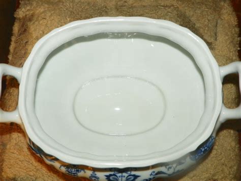 Blue Danube Onion Soup Tureen Underplate Lid Excellent Condition