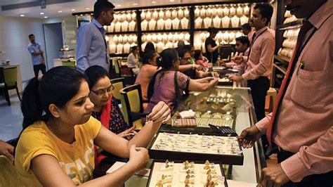 Gold Climbs Rs 133 Silver Prices Jump Rs 238 India TV