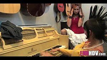 Pussy Munching Emo Babes XNXX