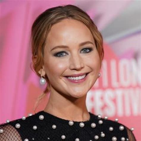 Jennifer Lawrence Clarifies "Blunder" Comments on Female-Led Films