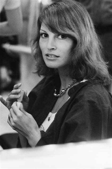 Pin By Mitchell Mclennan On Raquel Welch Raquel Welch Bikini My XXX Hot Girl