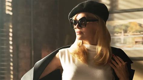 Pamela Anderson Star In The Naked Gun Reboot