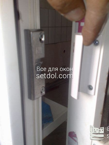 Устройство пластиковой двери на балконе, конструкция и механизм ...