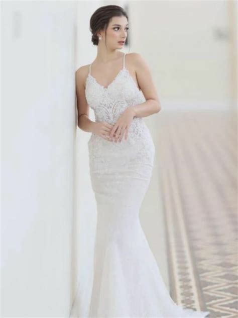 White Nude Masha Lota