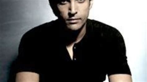 farhan takes punjabi lessons  gulzar