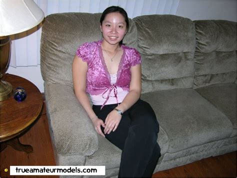 Chubby Asian Amateur Spreads Dirty Pink Pussy Porn Pictures XXX Photos Sex Images 2882526