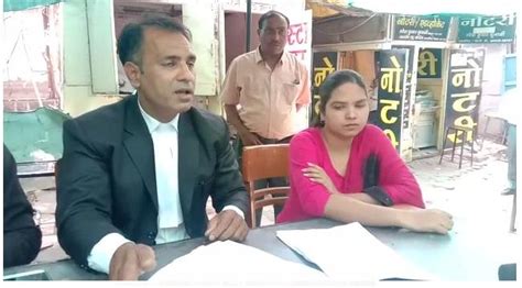 रगन मजज पलसवल न जस महल क Sex और Kiss करन बलय व नकल पतन police constable