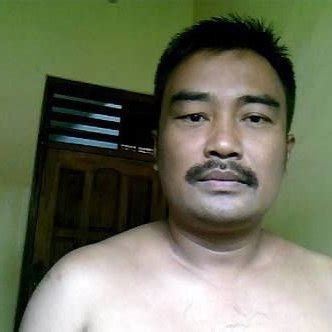 GAY GAY40801038 Twitter