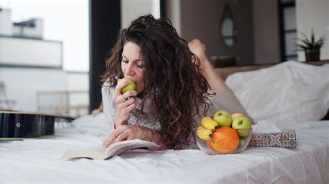 Is Eating Better Your New Years Resolution It Can Help Your Sleep As