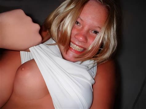 Nude Amateur Posers And Selfies C F B Porn Pic