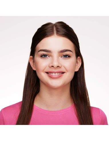 Essence Hydrating Nude Lipstick 301 Romantic 3 5g