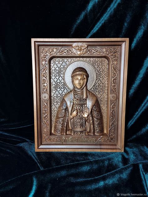 Икона святая Ольга из массива дуба купить в интернет-магазине Ярмарка ...