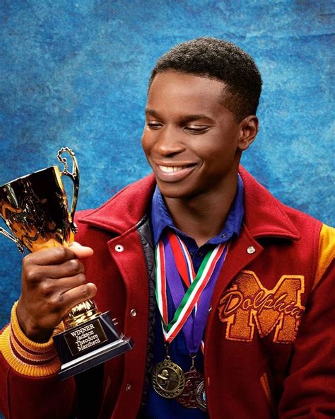 Xem phim Sex Education tôi thấy thật may vì đã thay đổi điều khi dạy con Nhiều cha mẹ chưa