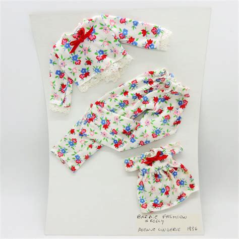 Barbie Kelly Fashion Avenue Lingerie 1996 Mattel Ropa Retro Antigua Vintage Colección Madtoyz