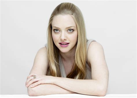 Amanda Seyfried Blonde 4k HD Phone Wallpaper Rare Gallery