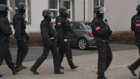 Miss Universe in der Bikini Klasse jährige Kölnerin gewinnt Titel in Las Vegas