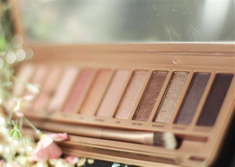 Resenha da paleta da Urban Decay Naked Óculos de grau blog