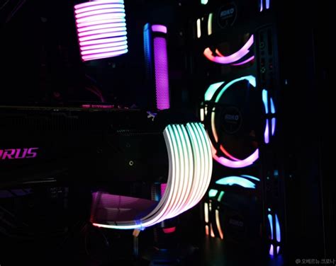 Lian Li Streamer Plus V2 RGB 24-pin + 8-pin cable use: Dana and DPG are ...