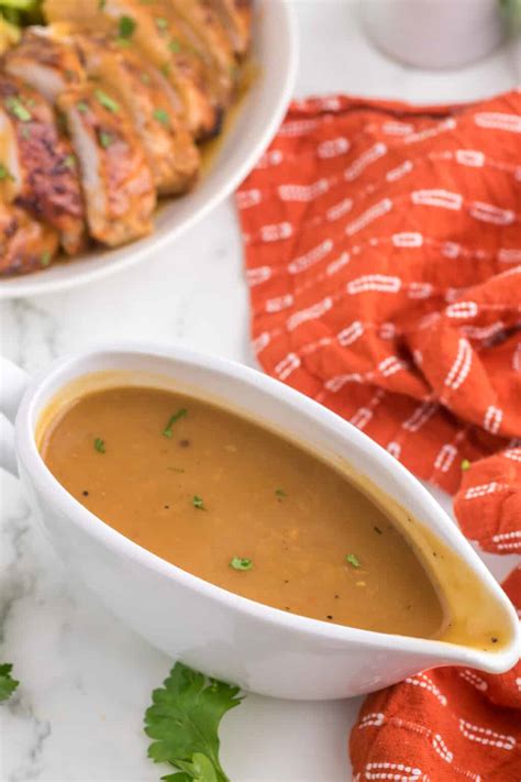 Easy Homemade Turkey Gravy Recipe