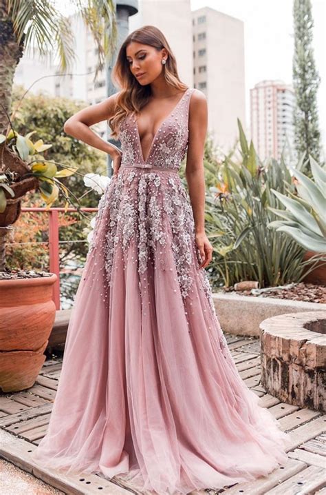 Vestido Para Casamento A Noite - Vestido para madrinha de casamento à noite: 50 longos! - Pronta pra Festa