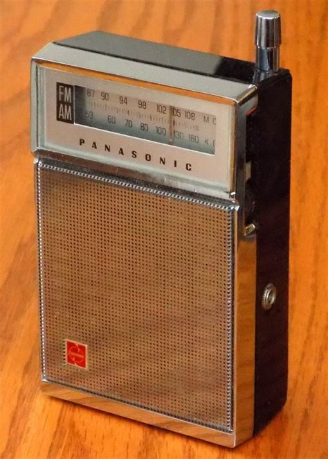 Vintage Panasonic Transistor Radio, Model RF-617 (aka The Star Flight ...