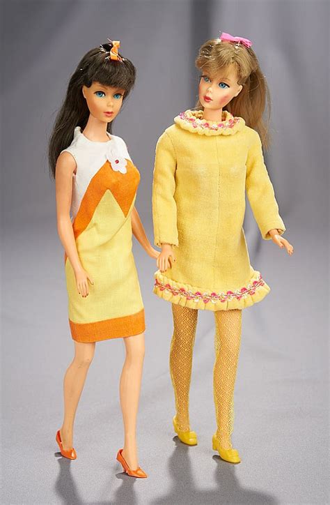 Ash Blonde Mod Barbie In Yellow Mellow Ensemble
