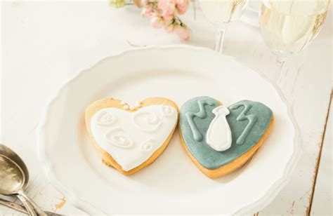 10 Affordable & Tasty Edible Wedding Favors wedding ideas