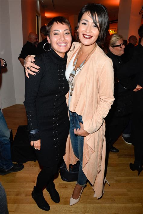 Photo Karima Charni Et Sa Soeur Hedia Charni Soir E D Inauguration