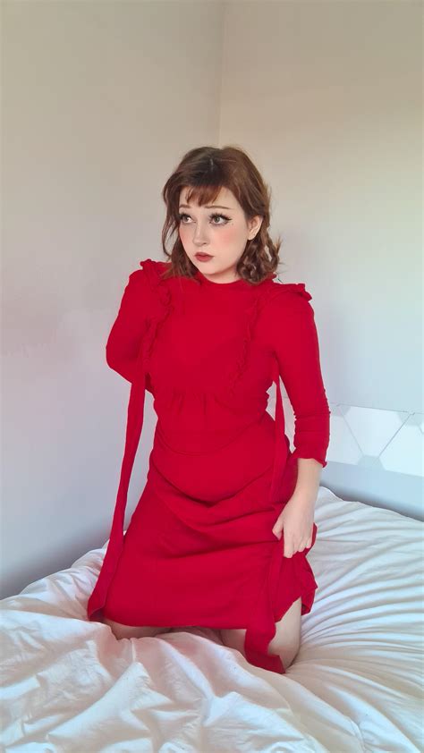 'Pearl' by Bambiskii from Horror flick Pearl! : r/cosplaygirls