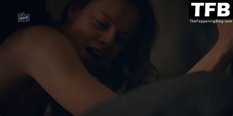 Emma Bading Nude Sexy Collection 15 Photos TheFappening