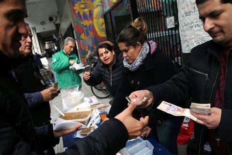 La inflación y el desempleo colocan a la Argentina entre las economías de América Latina con