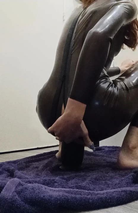 Destroying My Ass With My Big Plug Shemale Latex Porn Feat Fnyky Xhamster
