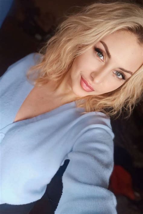 Beautiful Yulia 47 Y O From Sumy With Blonde Hair ID 114407 LadaDate