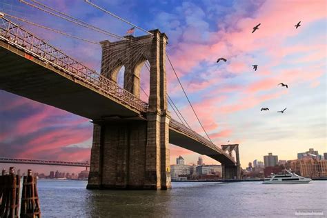 Brooklyn Köprüsü New York un En İkonik Yapılarından Biri Tourist